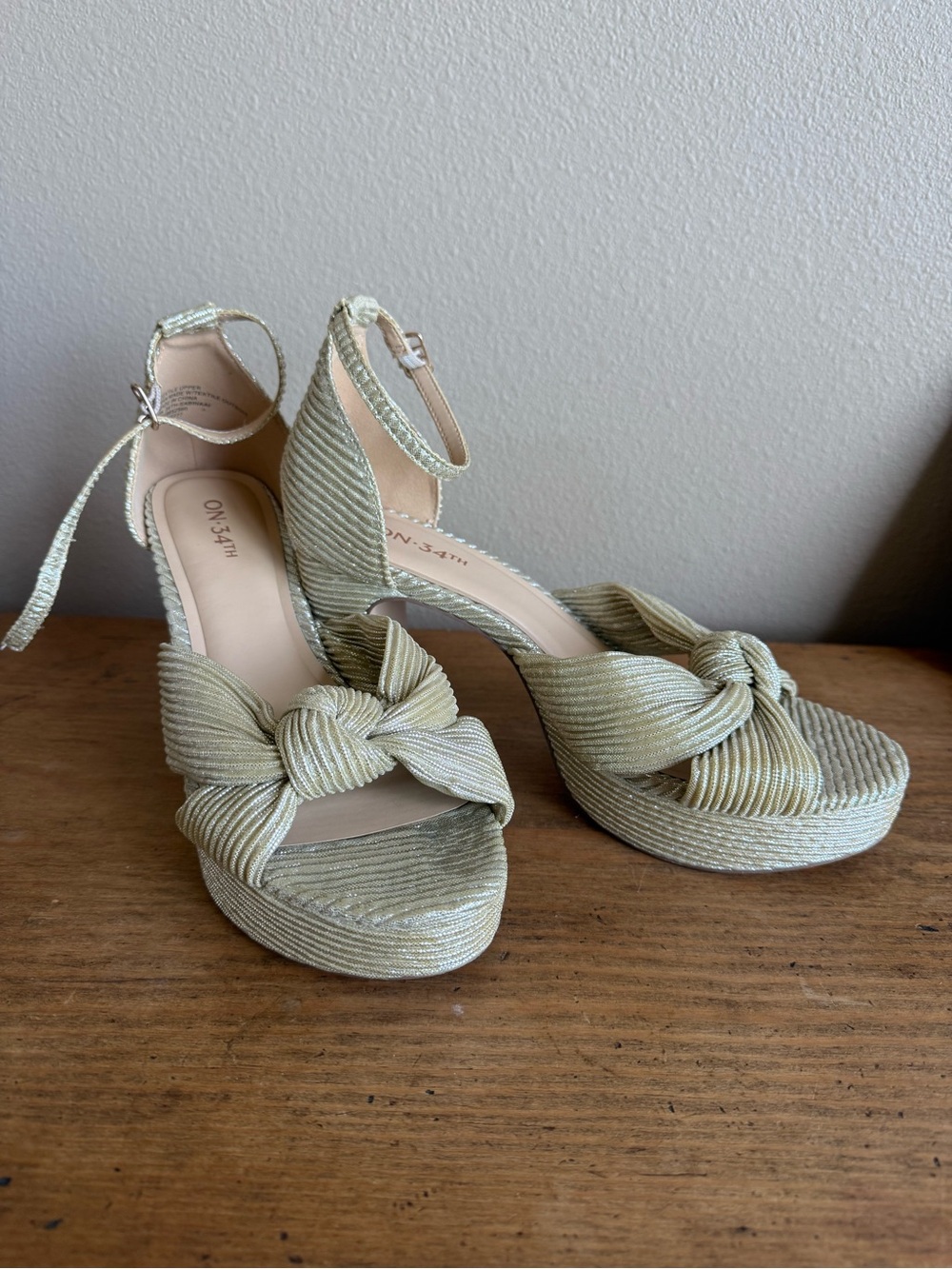 ON 34th Strappy Knot Platform Sandals in Pale Gold - Women's Size 9M